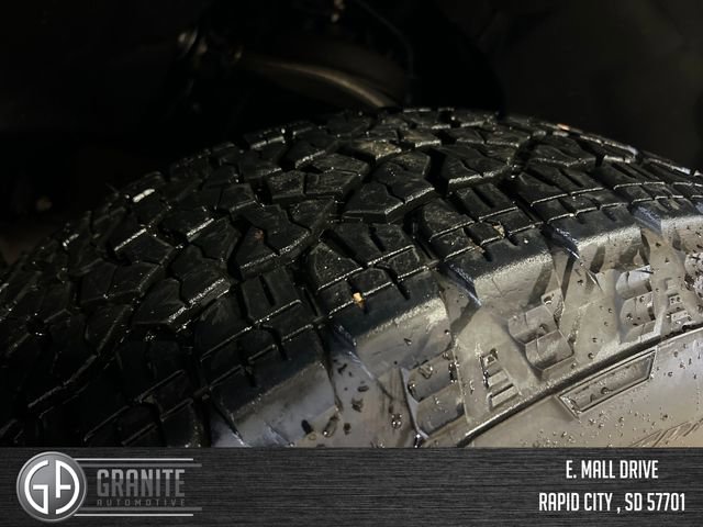 Used 2023 Chevrolet Silverado 1500 High Country image 28