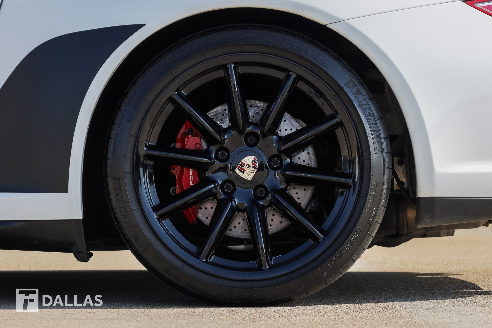 Used 2011 Porsche 911 Carrera GTS RWD image 9