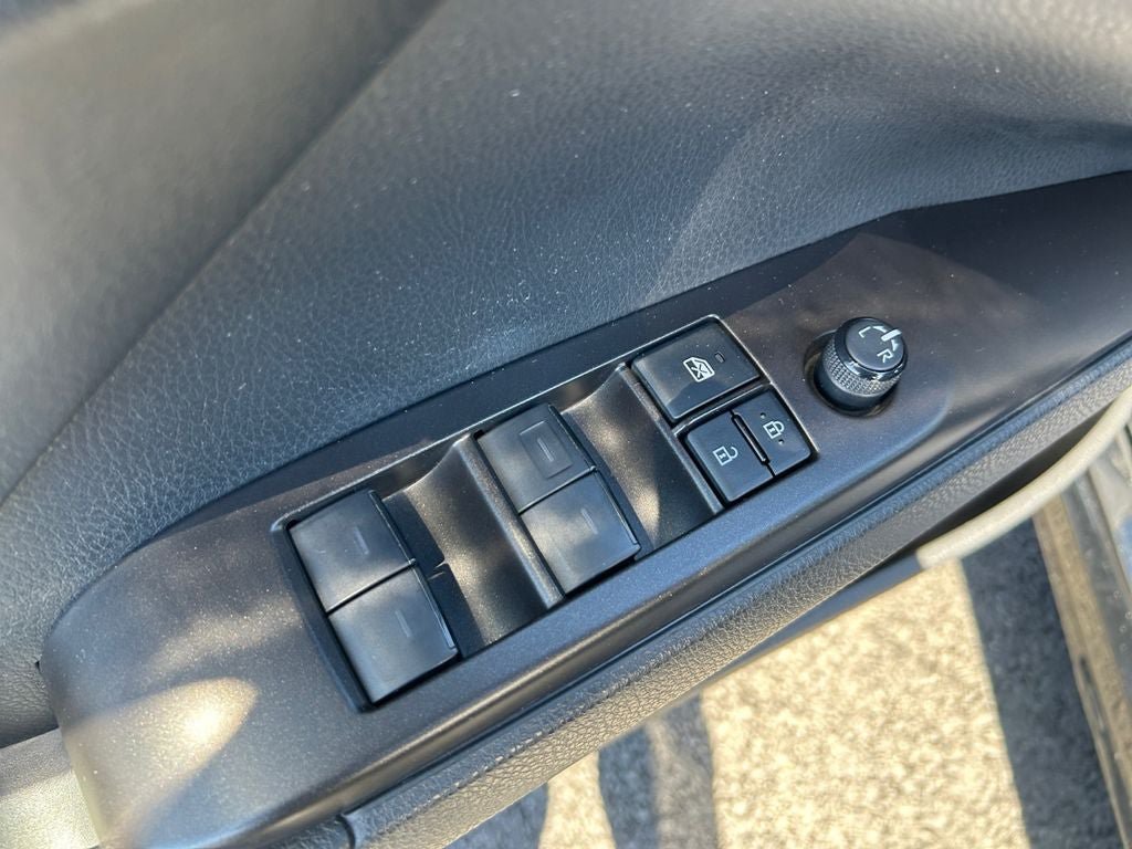 Used 2024 Toyota Camry SE AWD/4WD image 23