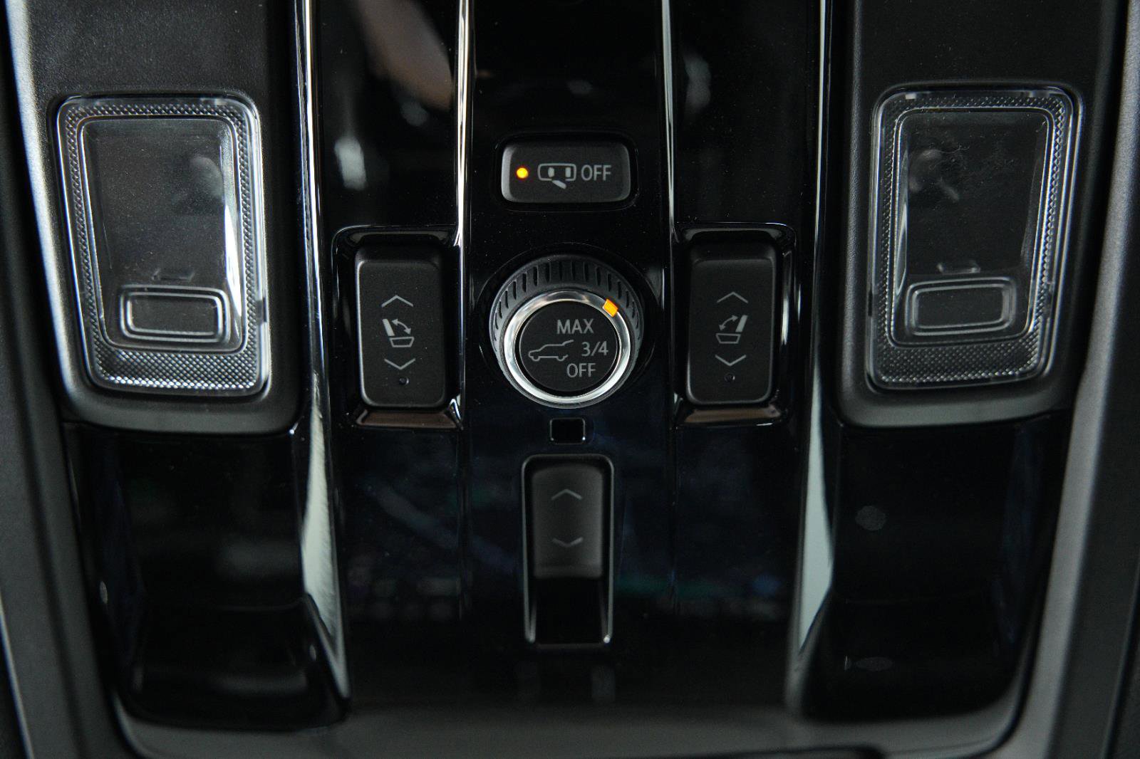 New 2026 GMC Yukon Elevation image 35