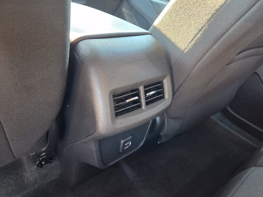 Used 2024 Chevrolet Equinox LT AWD/4WD image 8