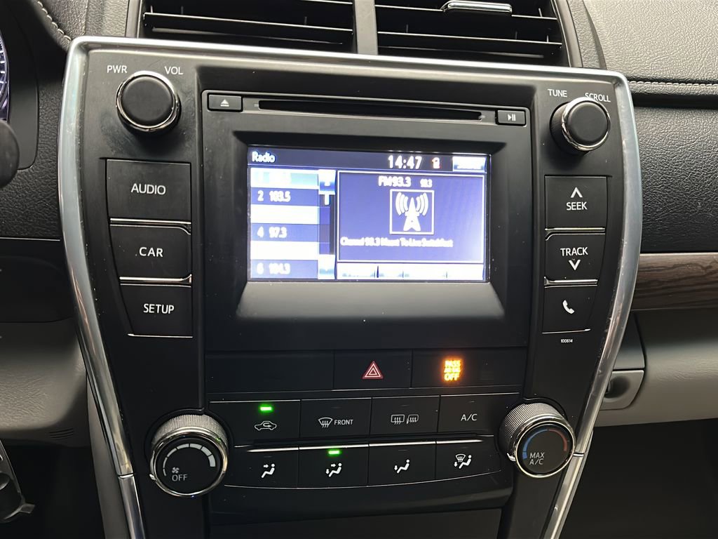 Used 2016 Toyota Camry LE image 22