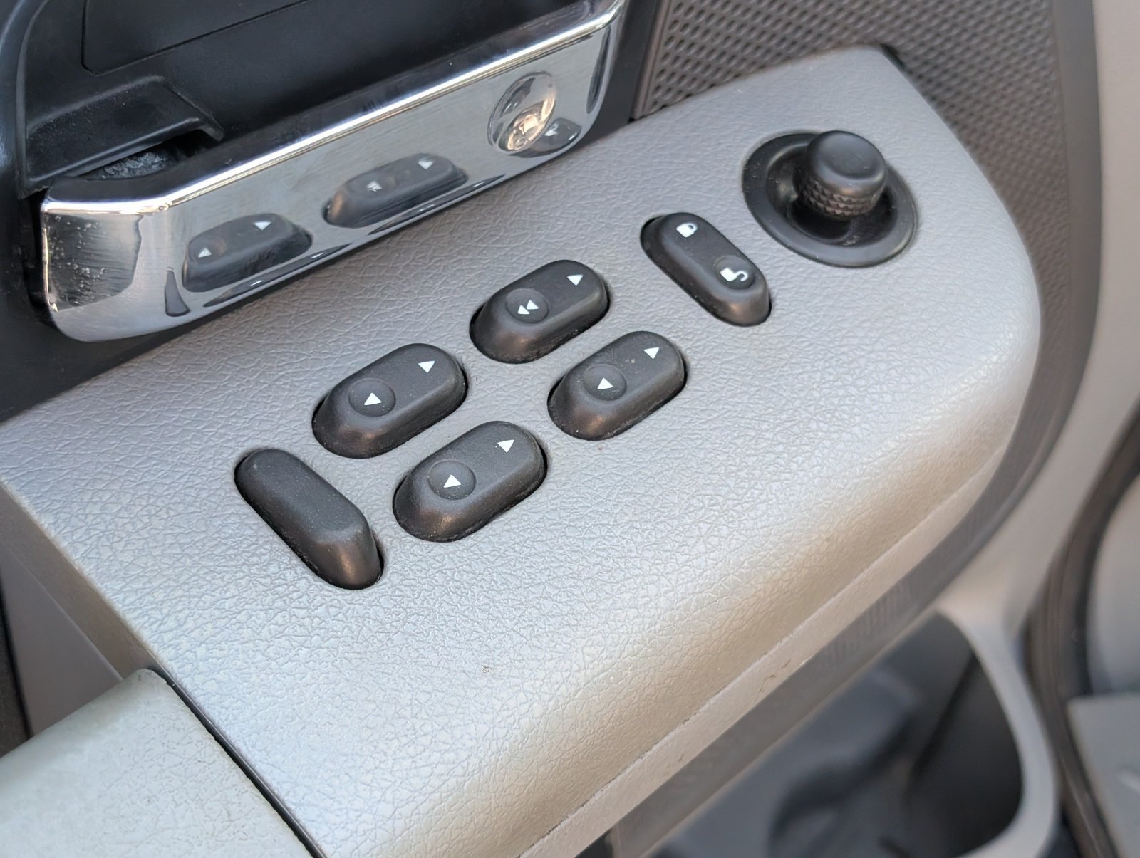 Used 2006 Ford F150 XLT AWD/4WD image 15