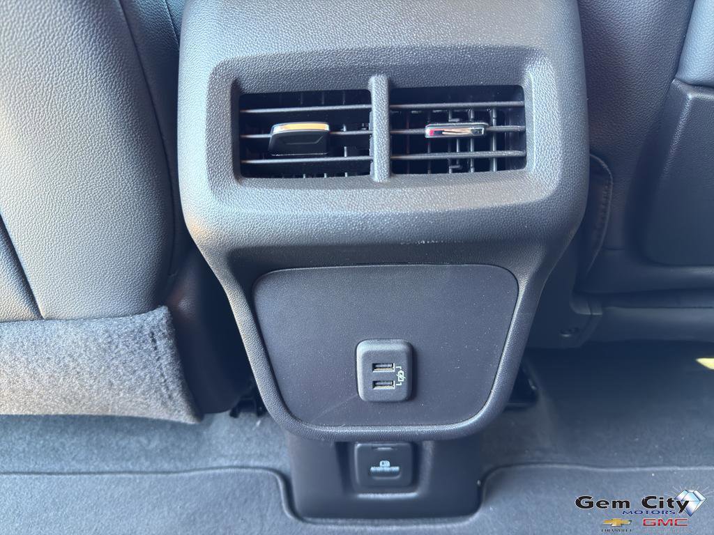 Used 2023 GMC Terrain Denali image 16