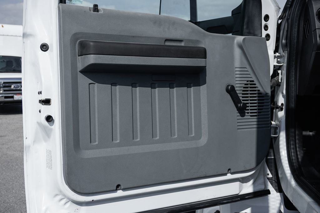 Used 2016 Ford F650 2WD Regular Cab Super Duty image 15
