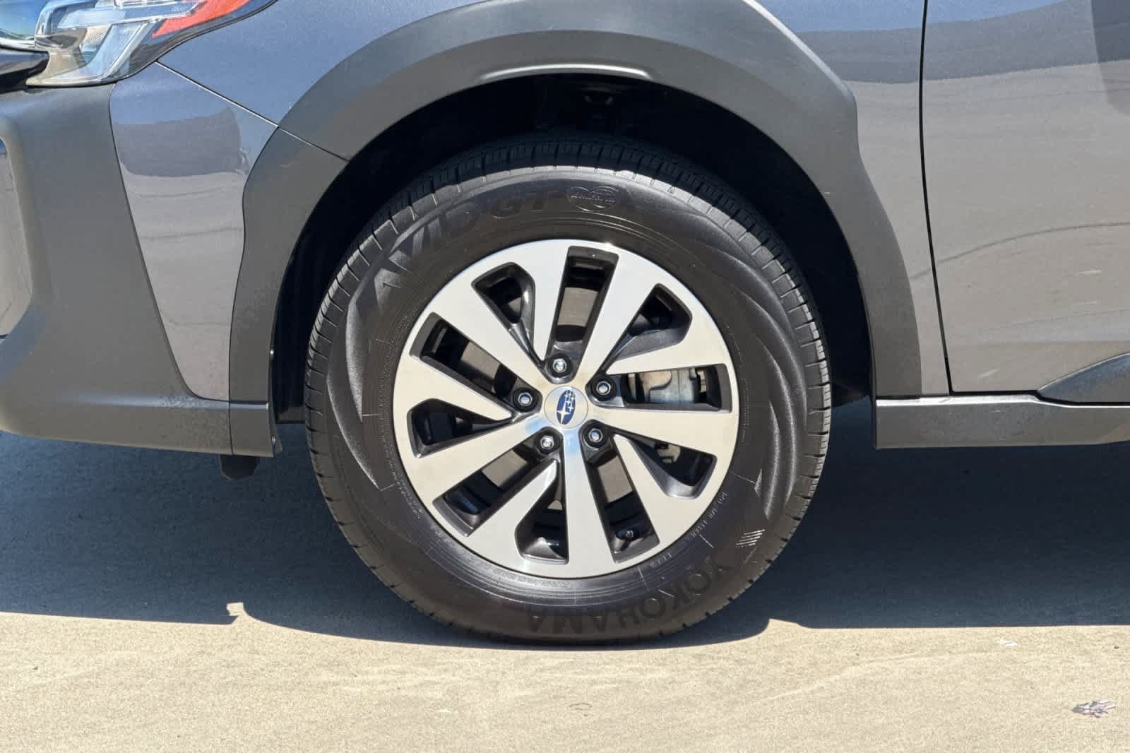 Certified 2025 Subaru Outback Premium AWD/4WD image 25