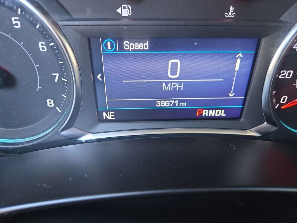 Used 2023 Chevrolet Equinox LT AWD/4WD image 17