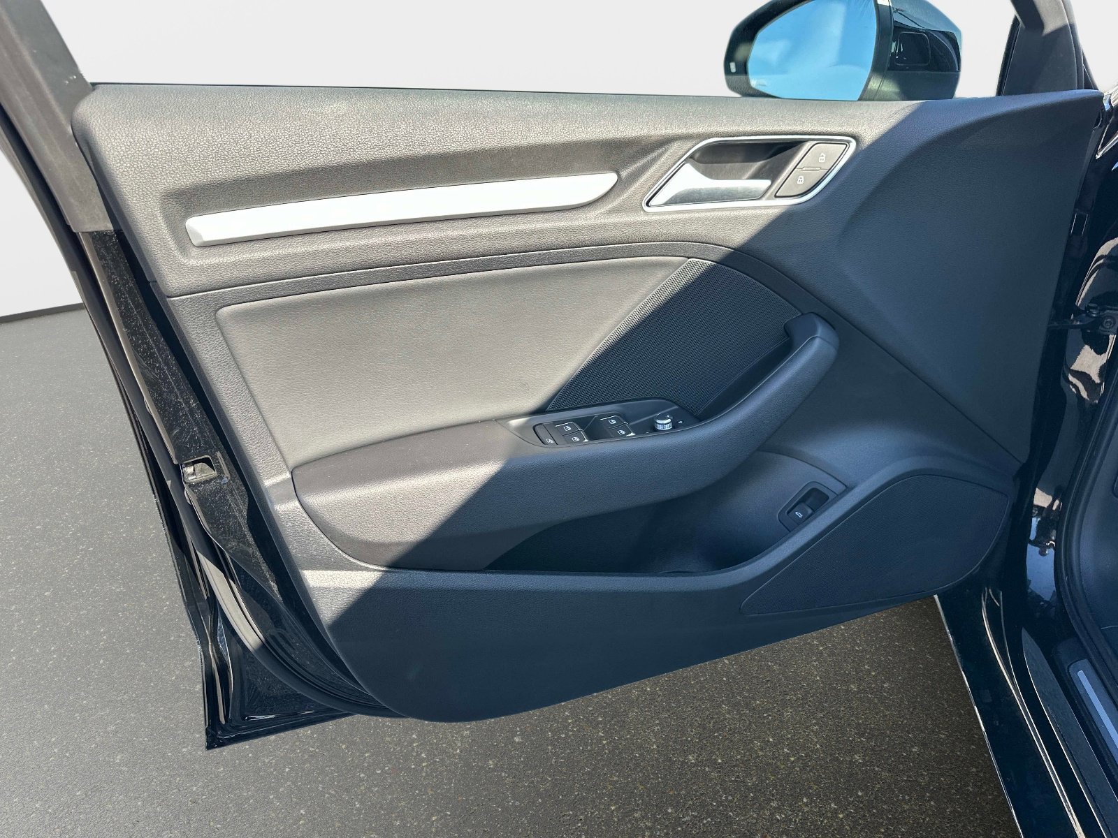 Used 2019 Audi A3 2.0T Premium w/ Convenience Package image 17