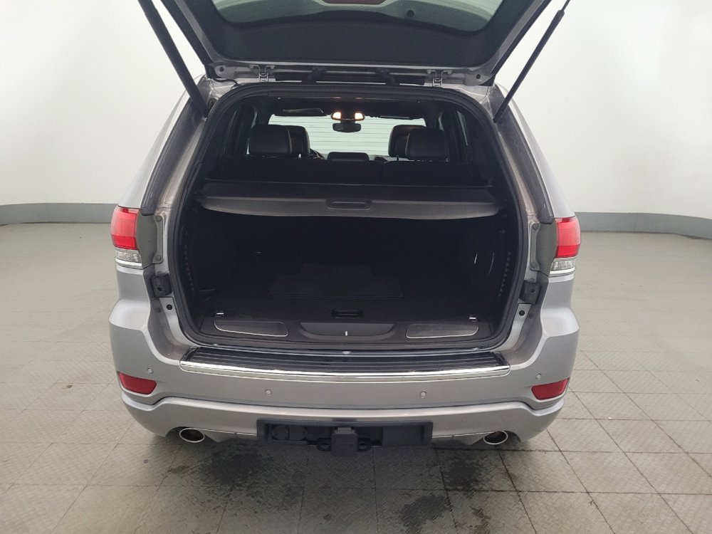 Used 2018 Jeep Grand Cherokee Overland AWD/4WD image 29
