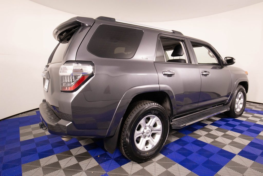 Used 2023 Toyota 4Runner SR5 Premium image 5