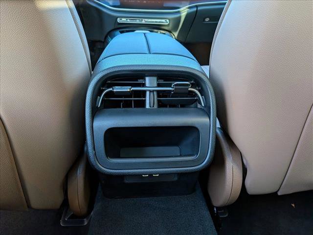 Certified 2025 Mercedes-Benz E 350 4MATIC Sedan image 18