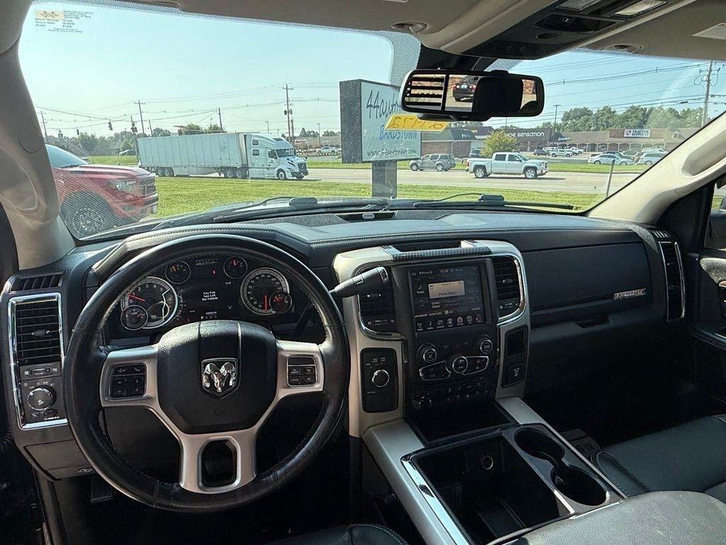 Used 2014 RAM 2500 Laramie w/ Black Appearance Group AWD/4WD image 11