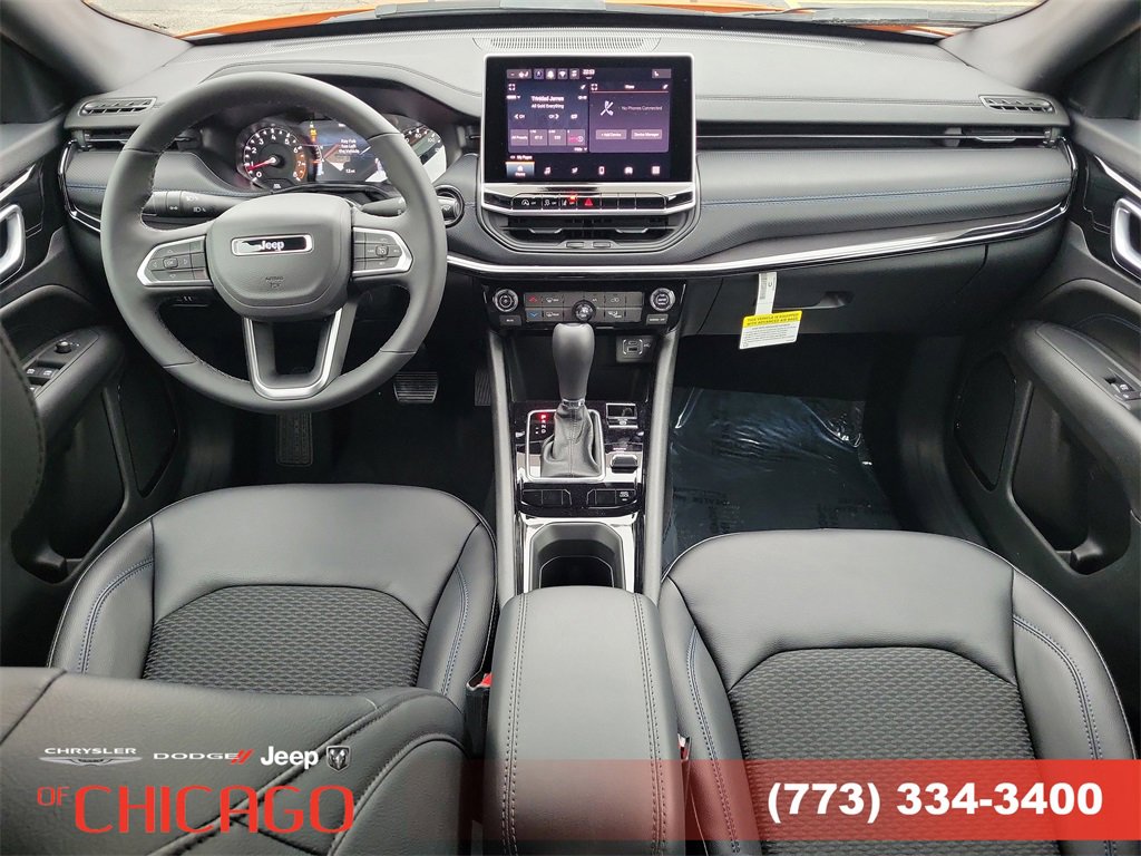 New 2026 Jeep Compass Latitude image 15