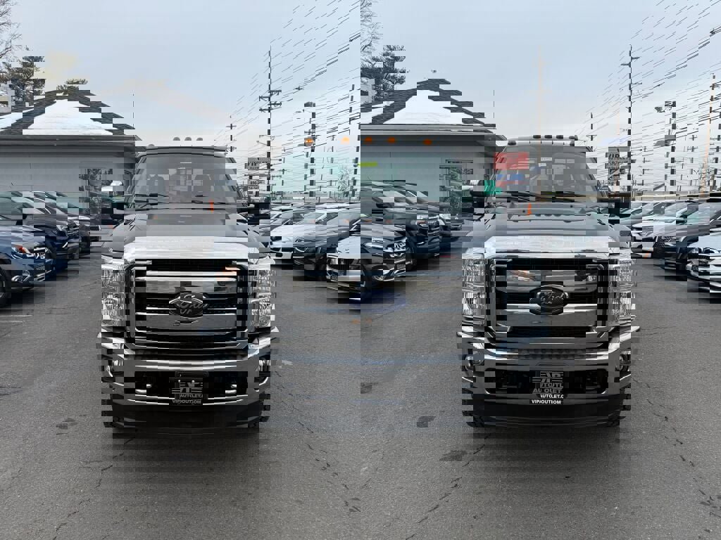 Used 2016 Ford F350 Lariat w/ Chrome Package image 2