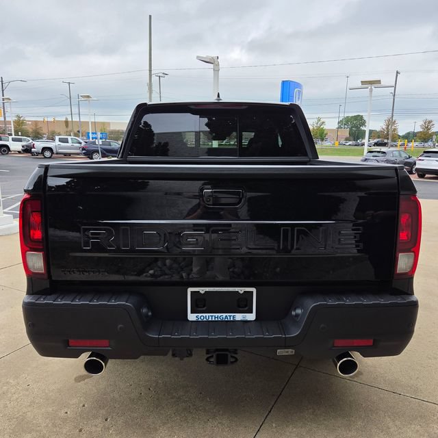 New 2026 Honda Ridgeline Black Edition image 4