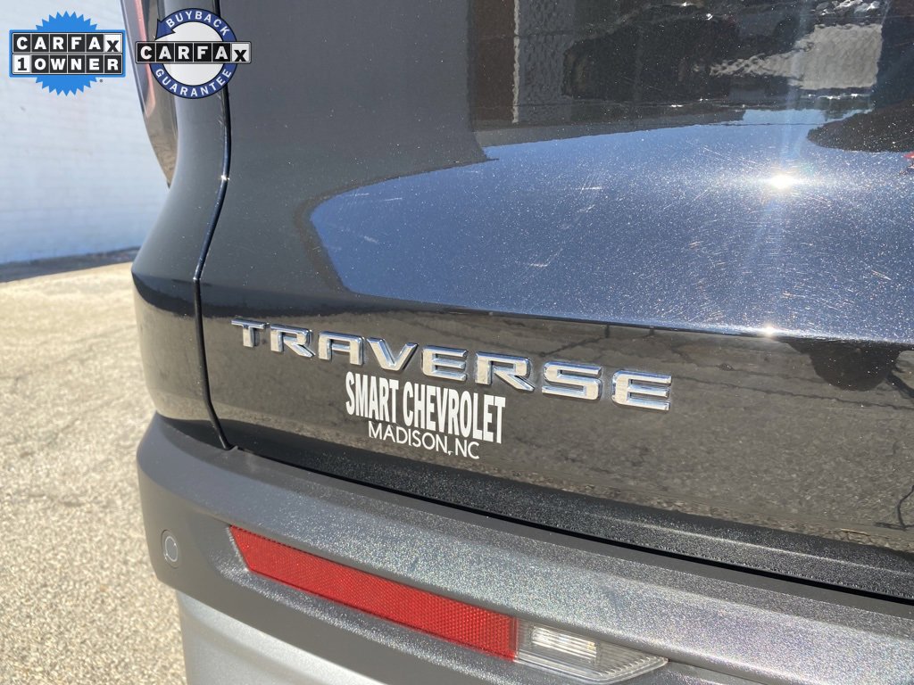 Used 2025 Chevrolet Traverse LT image 19