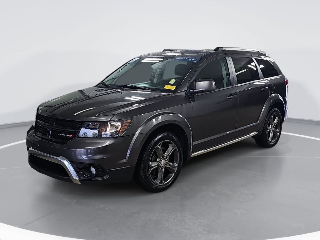 Used 2016 Dodge Journey Crossroad w/ Popular Equipment Group FWD image 9