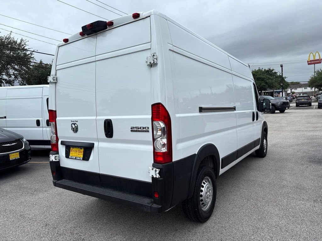 Used 2026 RAM ProMaster 2500 w/ Safety Group FWD image 6