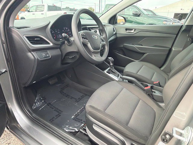 Used 2022 Hyundai Accent SE FWD image 18