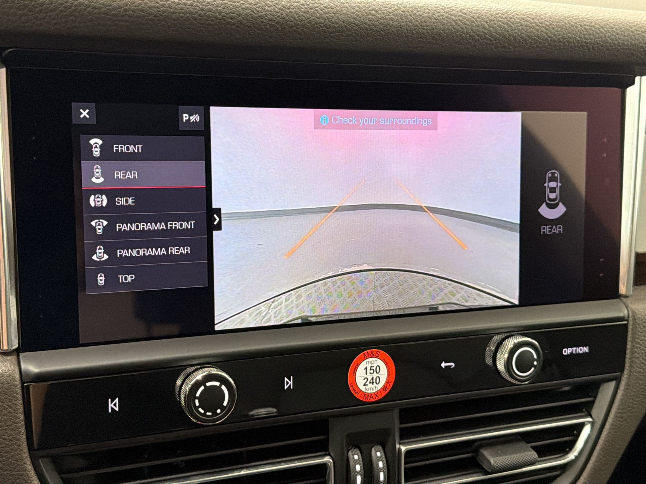 Used 2026 Porsche Macan AWD/4WD image 19