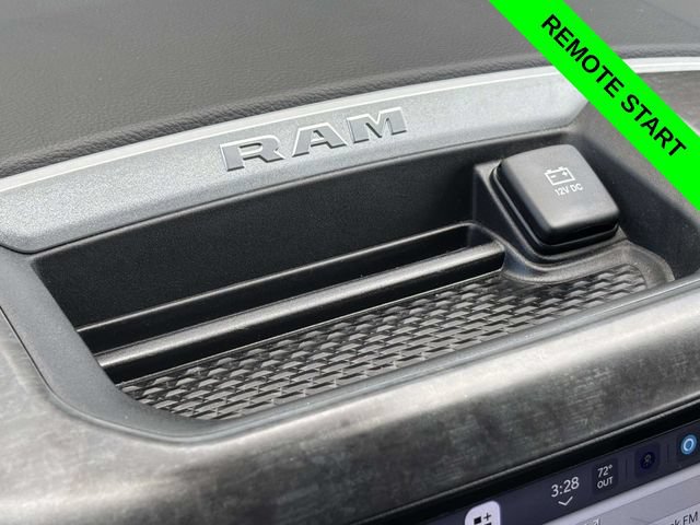 Used 2022 RAM 1500 Big Horn AWD/4WD image 18