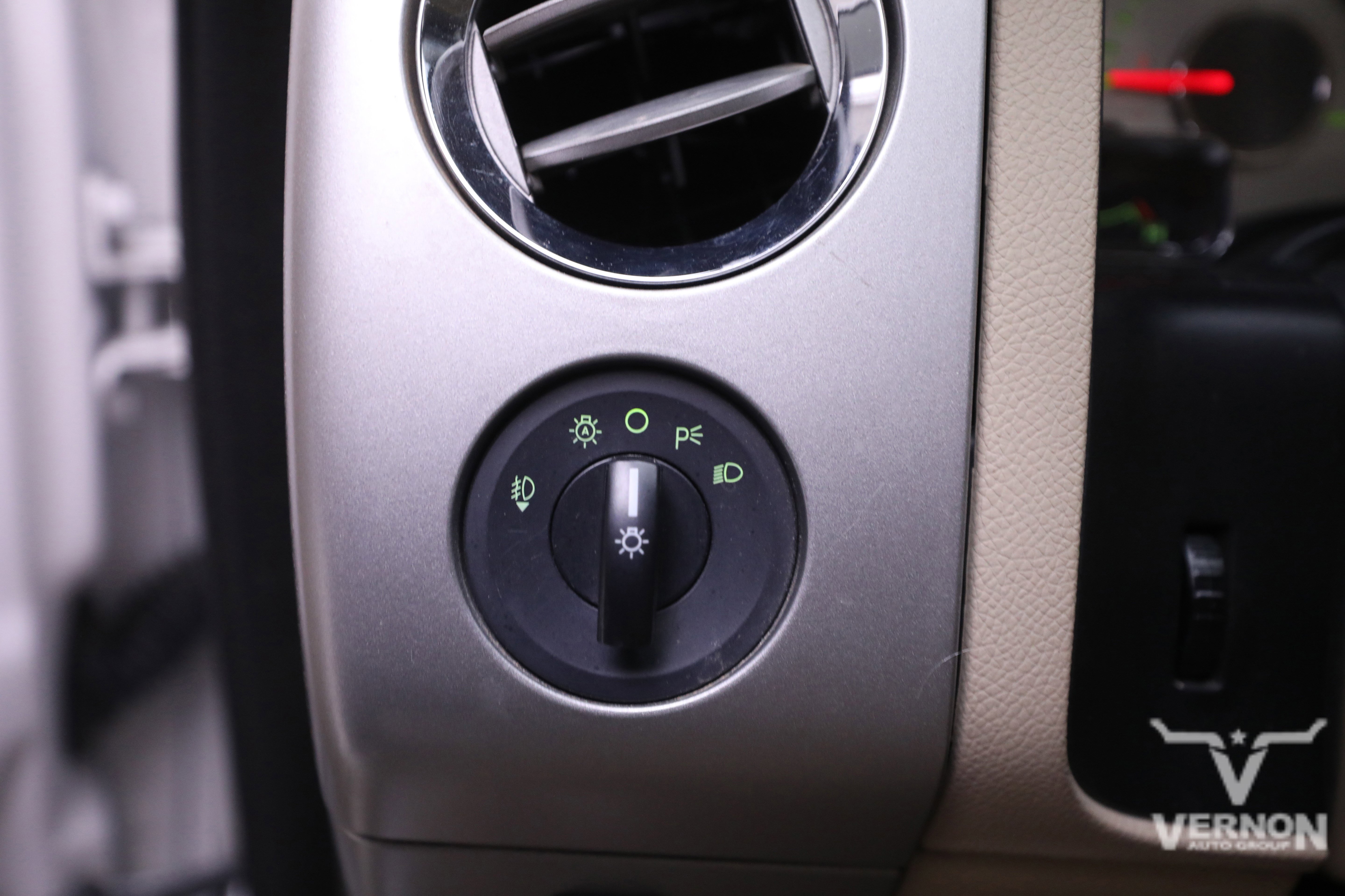 Used 2013 Ford Expedition EL XLT image 15