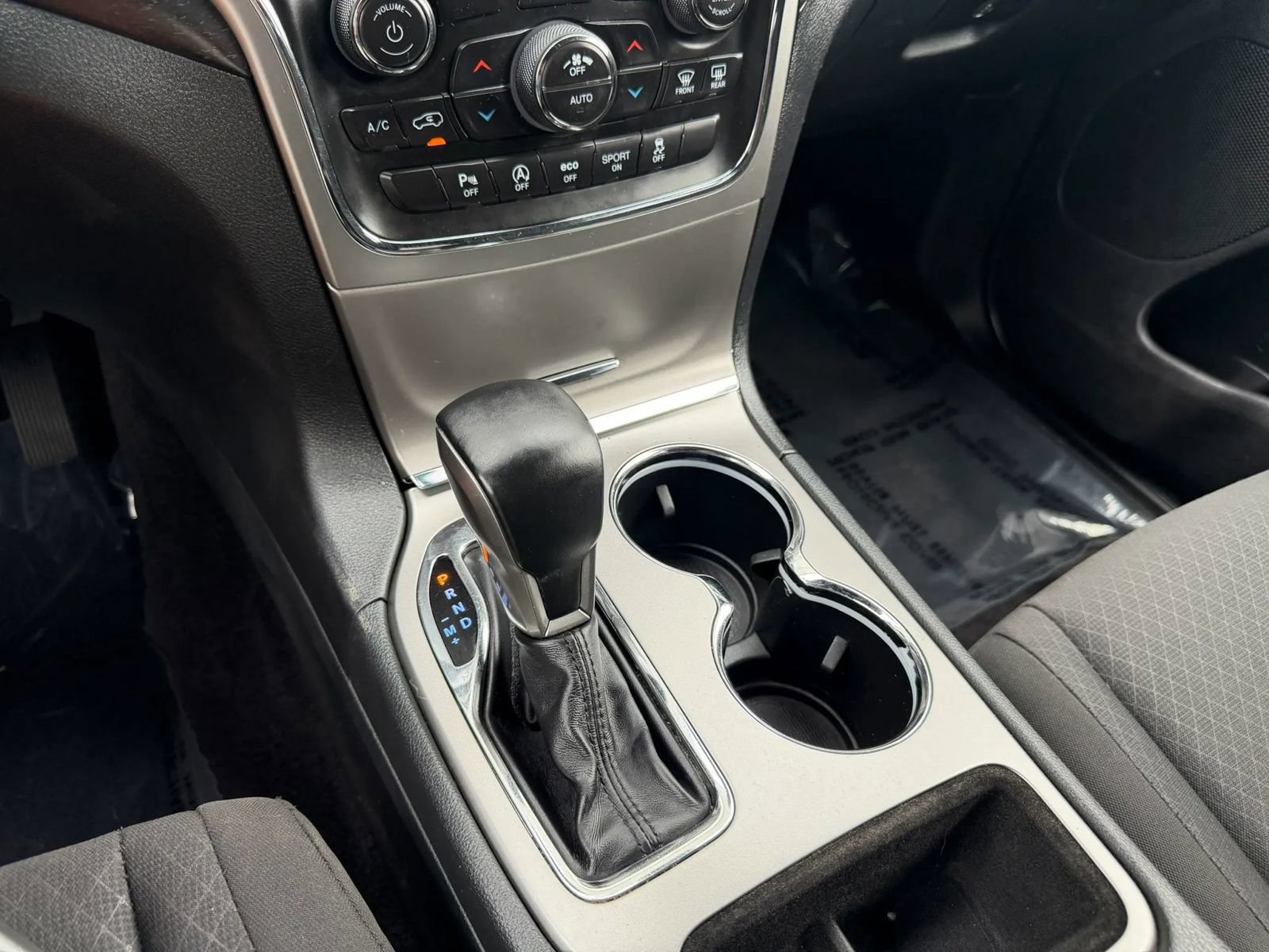 Used 2018 Jeep Grand Cherokee Laredo AWD/4WD image 21