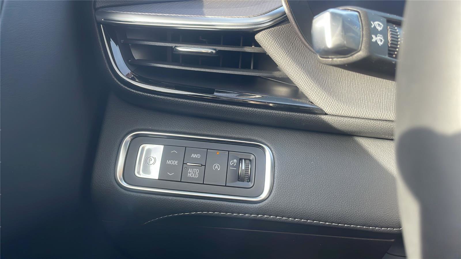 New 2026 Buick Enclave Sport Touring w/ Power Package image 14