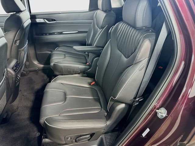 Used 2024 Hyundai Palisade Limited image 16