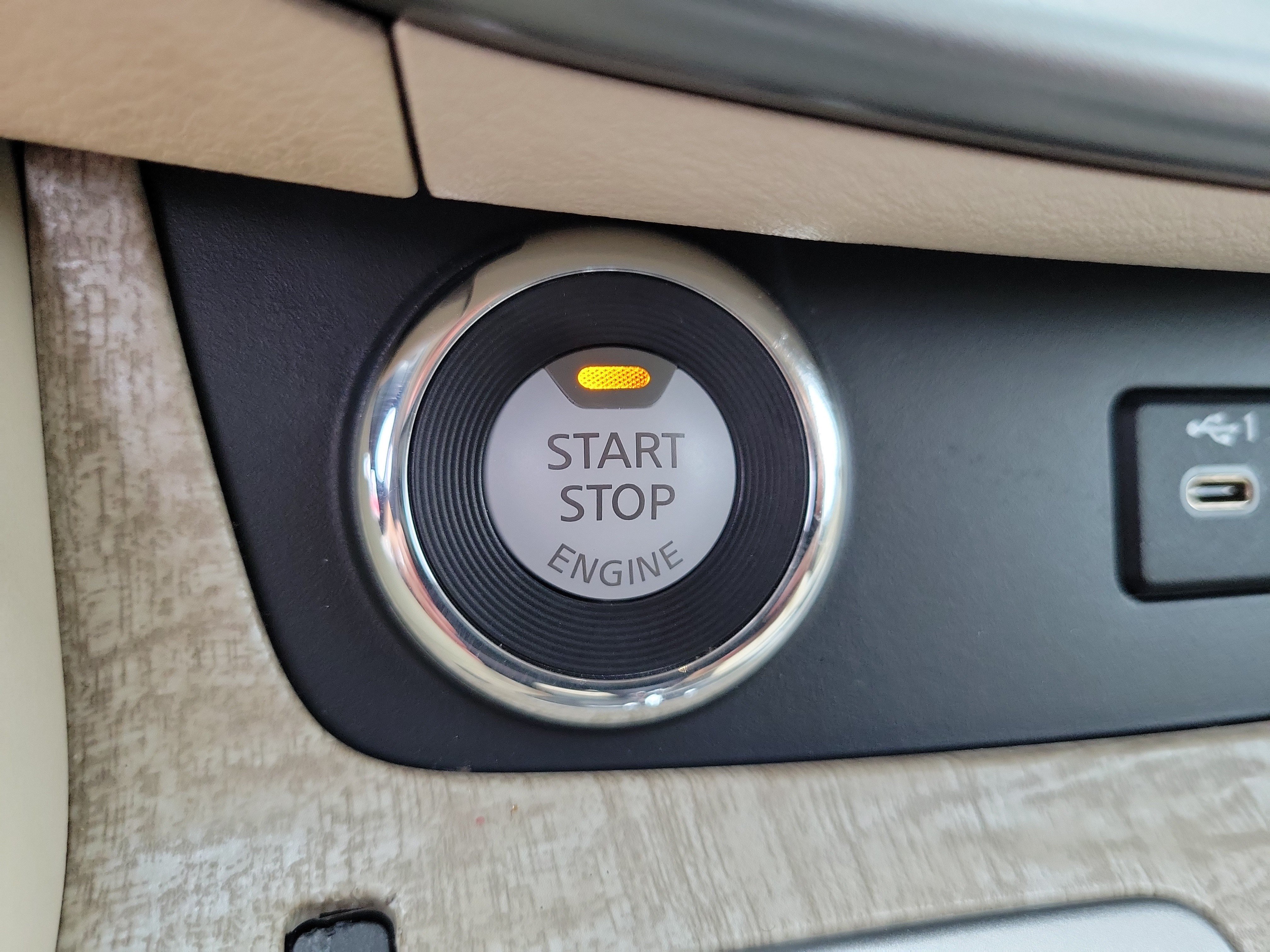 Used 2024 Nissan Murano SL FWD image 18