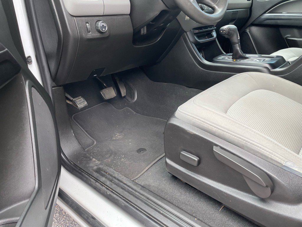 Used 2021 Chevrolet Colorado W/T w/ Custom Special Edition image 19