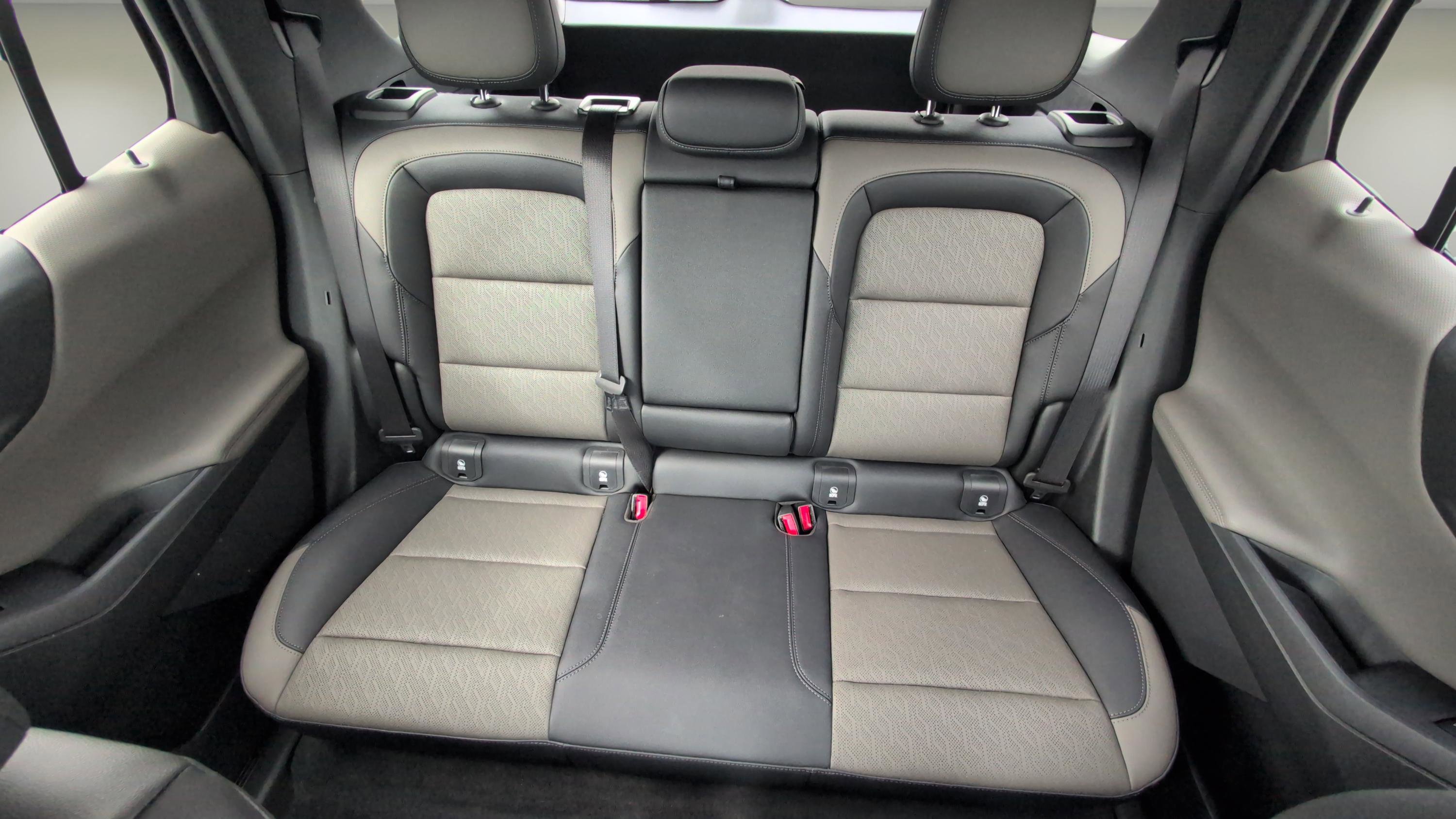 New 2026 Chevrolet Equinox LT w/ Convenience Package II image 13