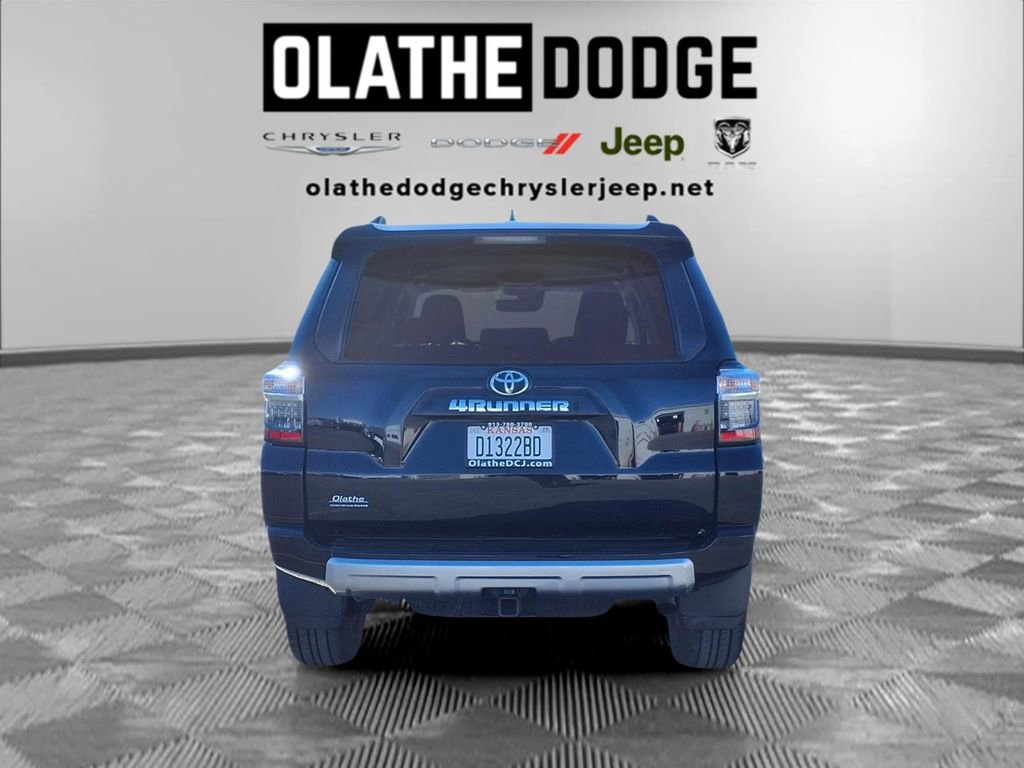 Used 2024 Toyota 4Runner TRD Off-Road image 31