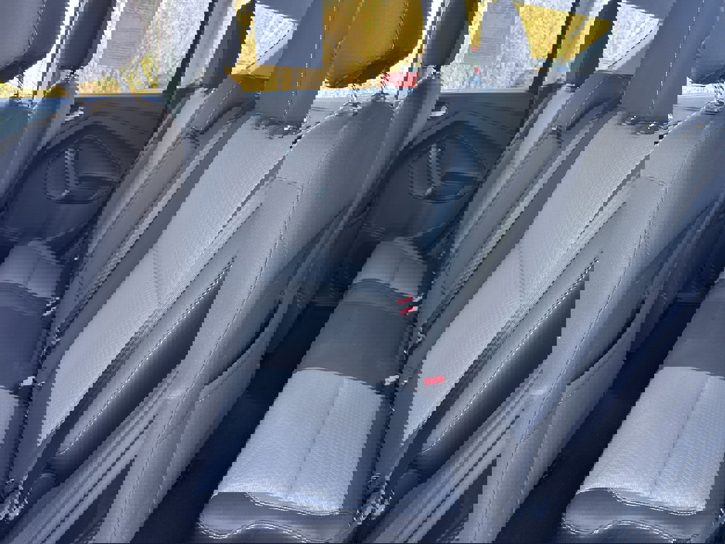 Used 2017 Ford Escape SE image 9