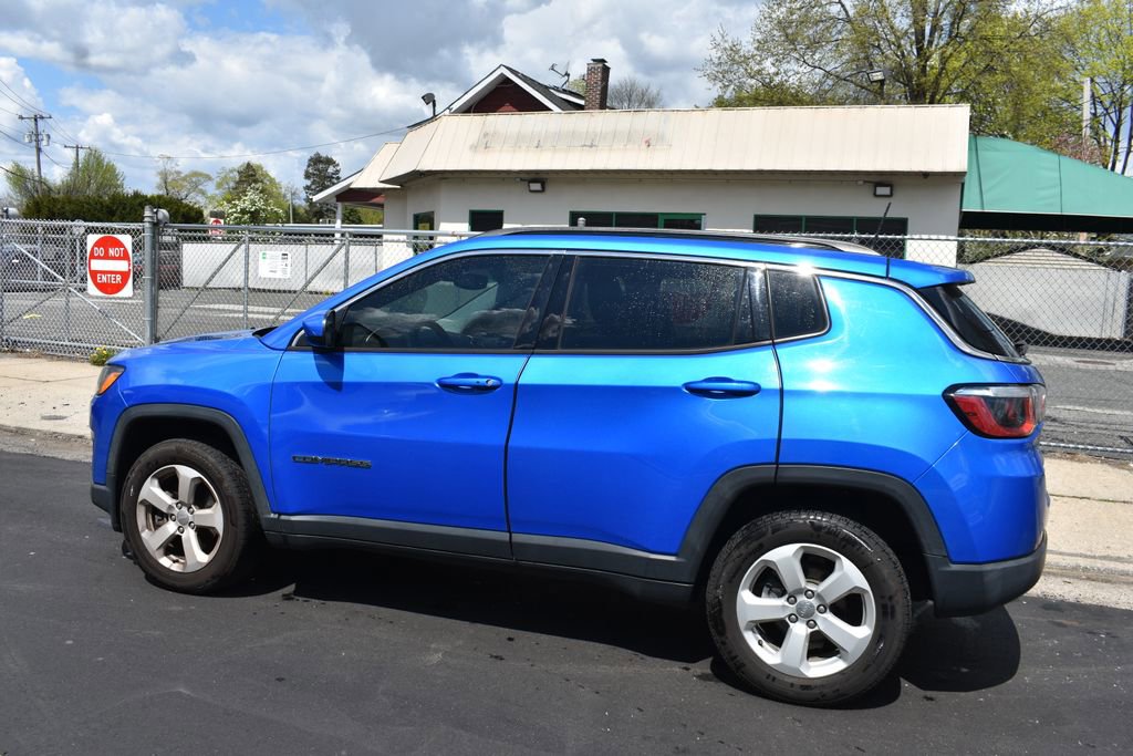 Used 2019 Jeep Compass Latitude w/ Popular Equipment Group image 9