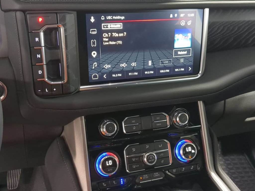 Used 2024 GMC Yukon XL Denali w/ Advanced Technology Package AWD/4WD image 26
