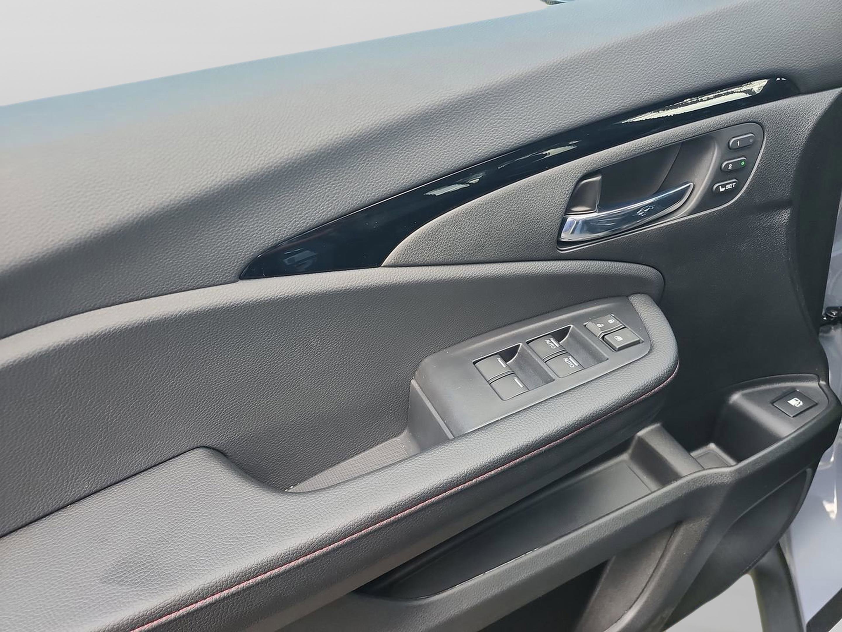 New 2026 Honda Ridgeline Black Edition image 16