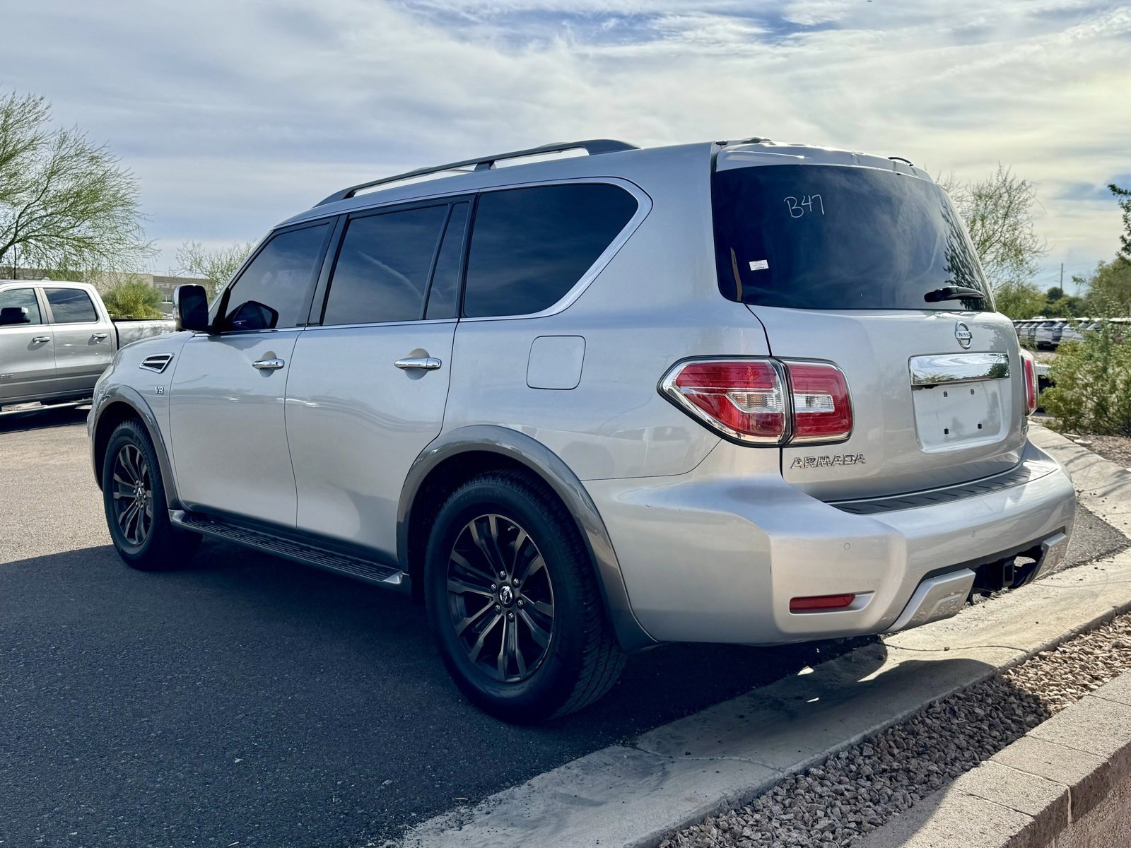 Used 2017 Nissan Armada Platinum image 6