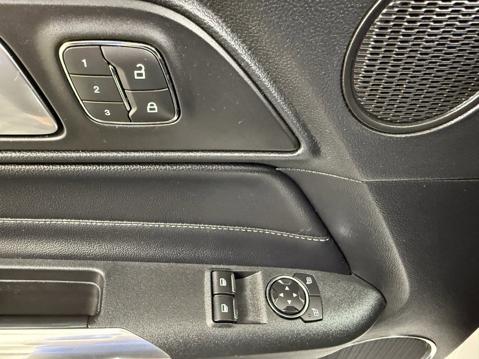 Used 2018 Ford Mustang GT Premium w/ Safe & Smart Package image 15