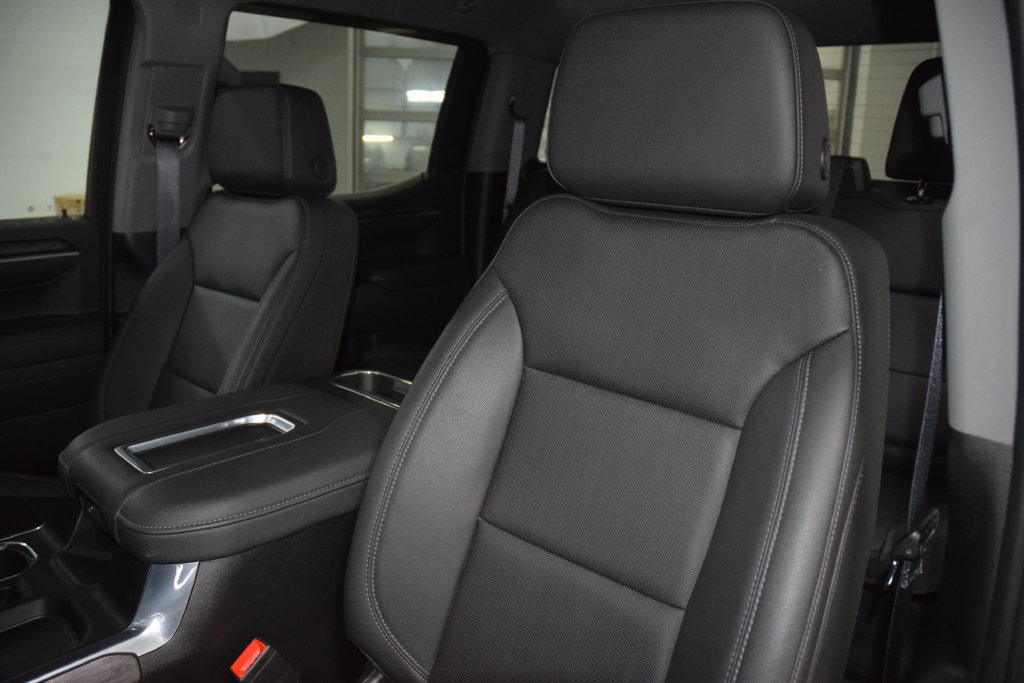 Used 2022 Chevrolet Silverado 1500 LTZ AWD/4WD image 41