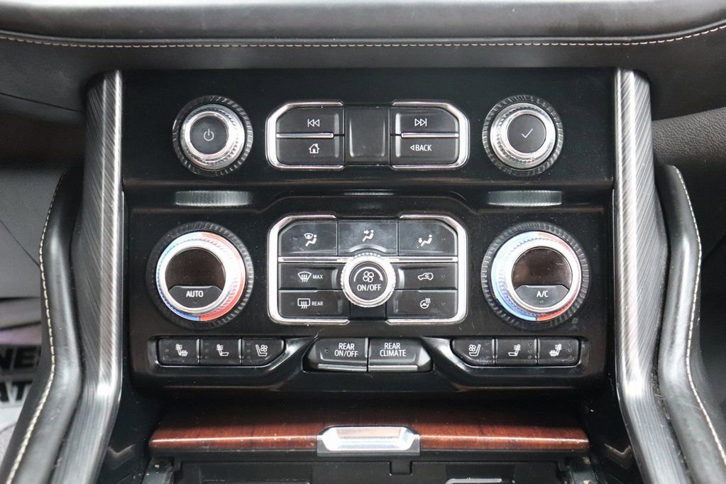 Used 2023 GMC Yukon XL Denali Ultimate image 29