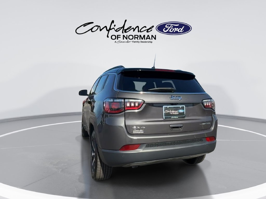 Used 2024 Jeep Compass Limited AWD/4WD image 9