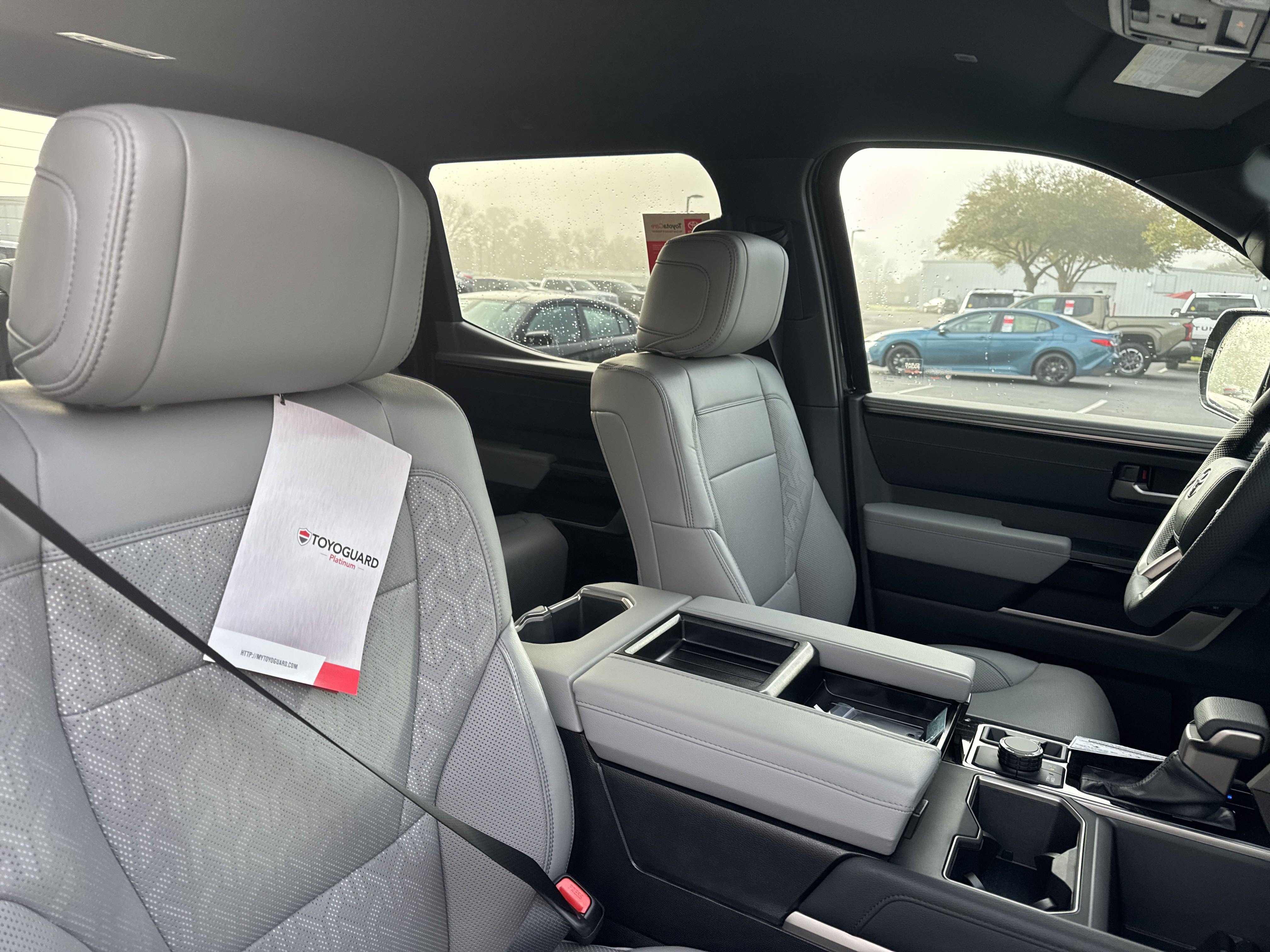 New 2025 Toyota Tundra Limited AWD/4WD image 32