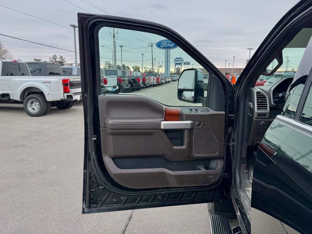 Used 2017 Ford F250 King Ranch w/ King Ranch Ultimate Package image 12