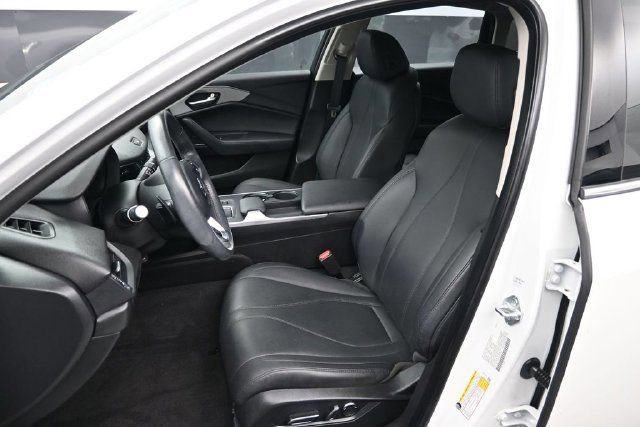 Used 2023 Acura TLX FWD image 3