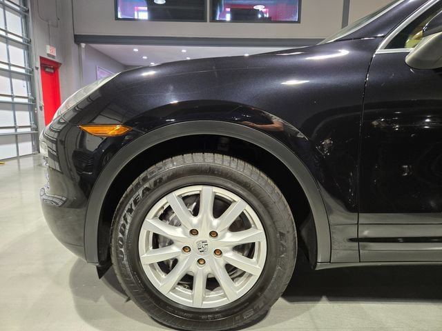 Used 2012 Porsche Cayenne AWD/4WD image 5