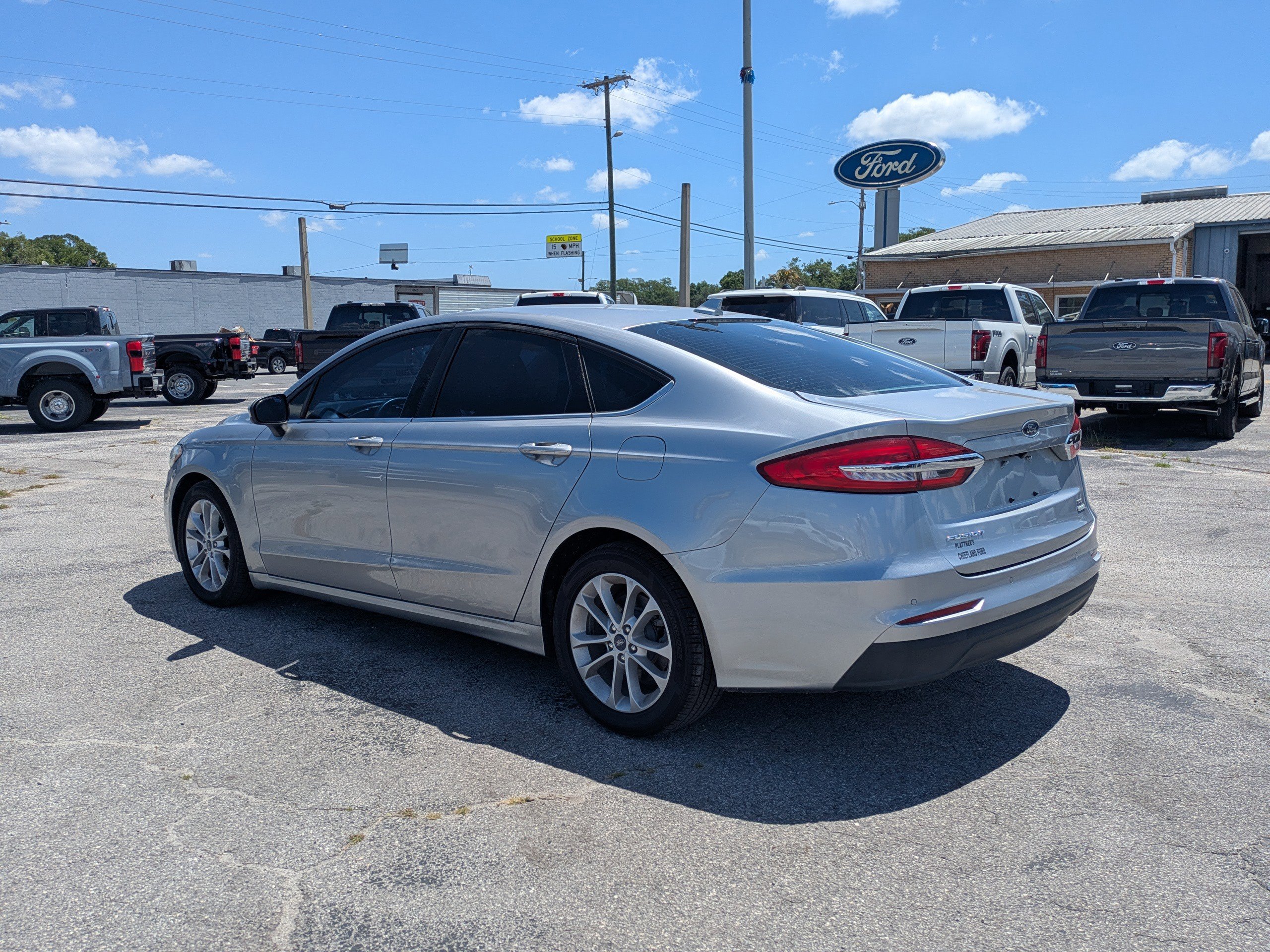 Certified 2020 Ford Fusion SE FWD image 6