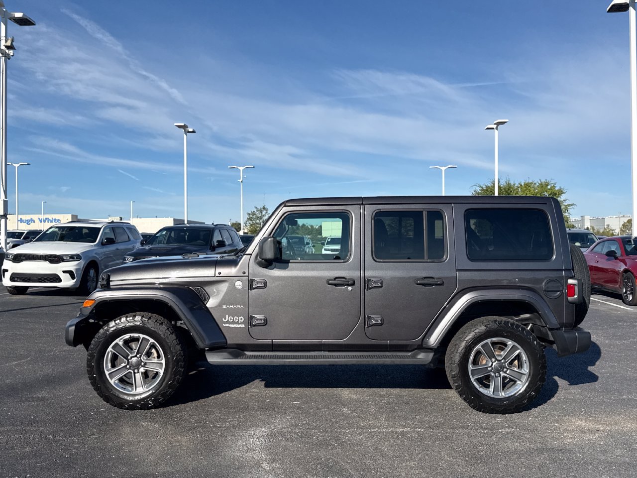 Used 2021 Jeep Wrangler Unlimited Sahara w/ Uconnect 4C Nav & Sound Group AWD/4WD image 5