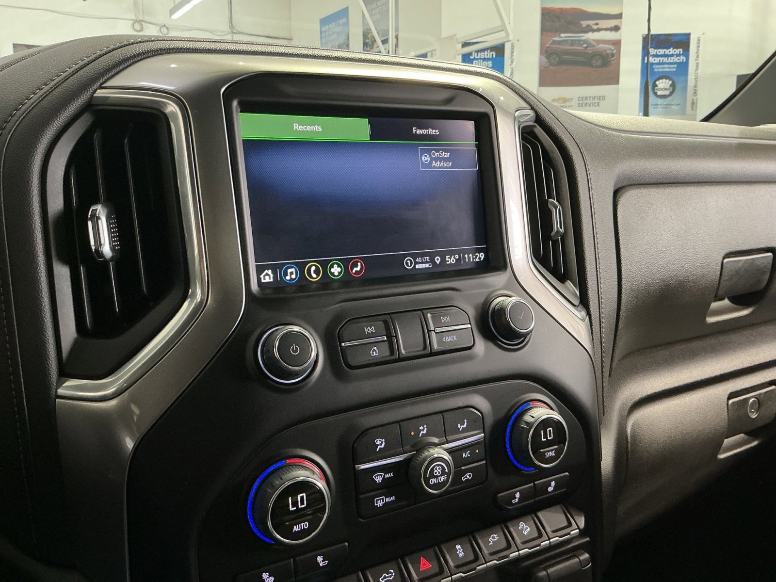 Used 2022 Chevrolet Silverado 2500 LTZ AWD/4WD image 21