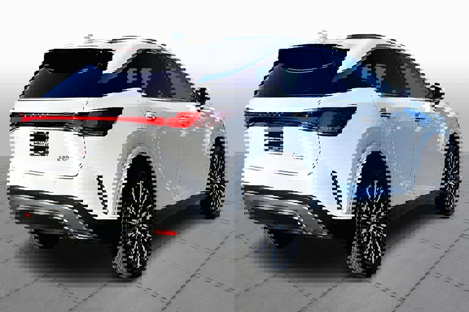 Used 2023 Lexus RX 350 Premium Plus w/ Accessory Package (Z1) image 12